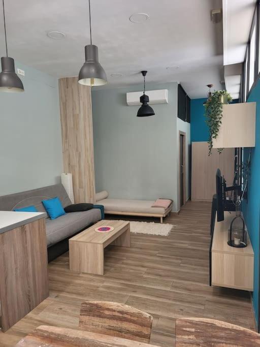 Type Loft Gare De Trains Et Apartment Malaga